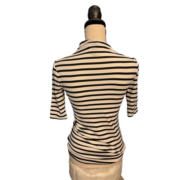 Turtleneck XS, black and cream, 3/4 sleeve good condition - Picture 3 of 3